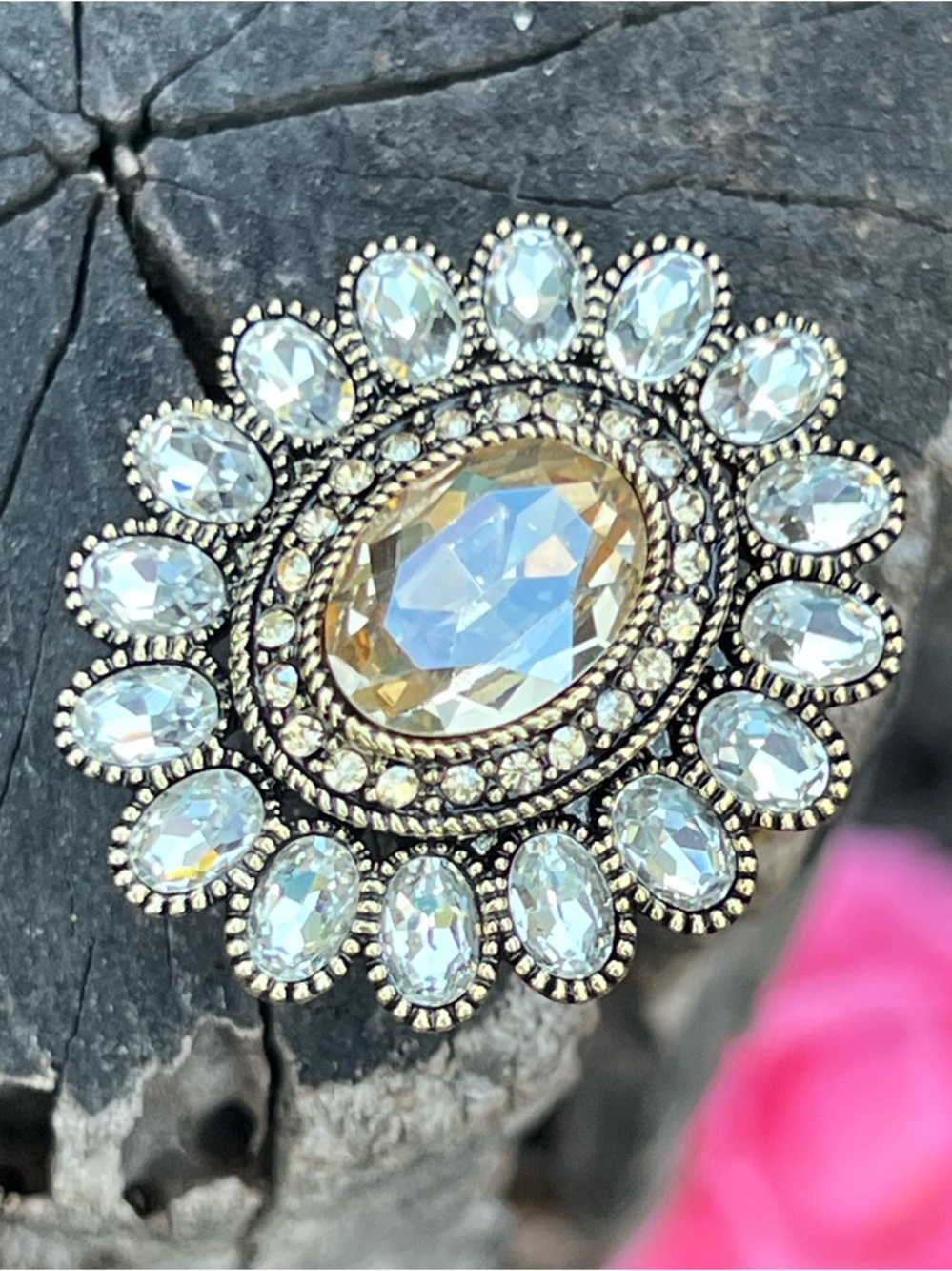 Vintage Heidi Daus Floral Statement Ring Size 5 Swarovski Crystal